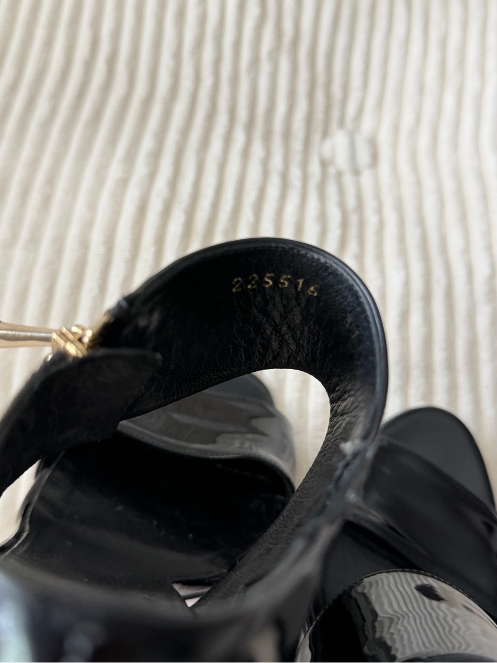 Vintage Gucci Patent Leather Designer
Heels Luxury 90s Glam US 7 - Picture 11 of 11